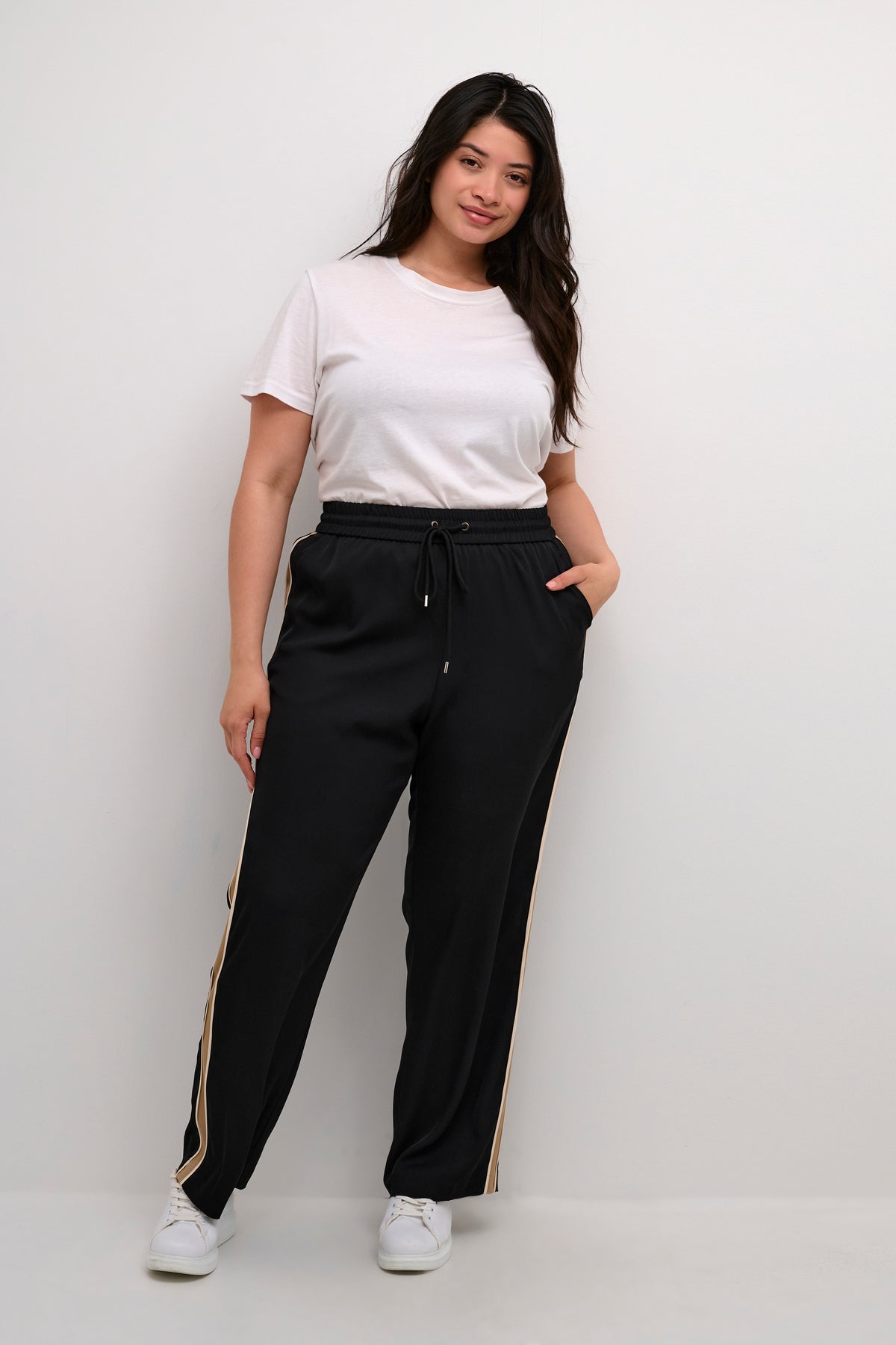 Kaffe Curve Signe Trousers with Stripe