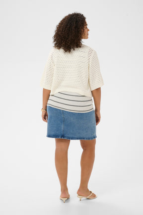 Kaffe Curve Silje Short Cardigan in White 