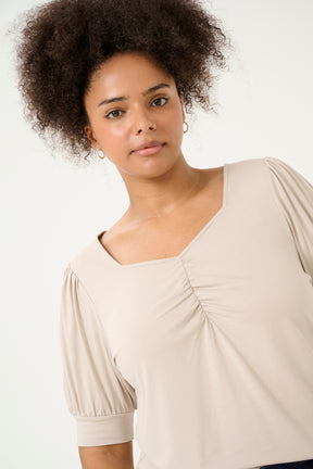 Kaffe Curve Sissy Blouse in Beige