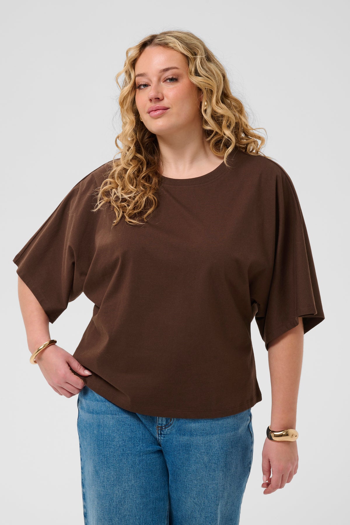 Kaffe Curve Stormi T-Shirt in Brown 