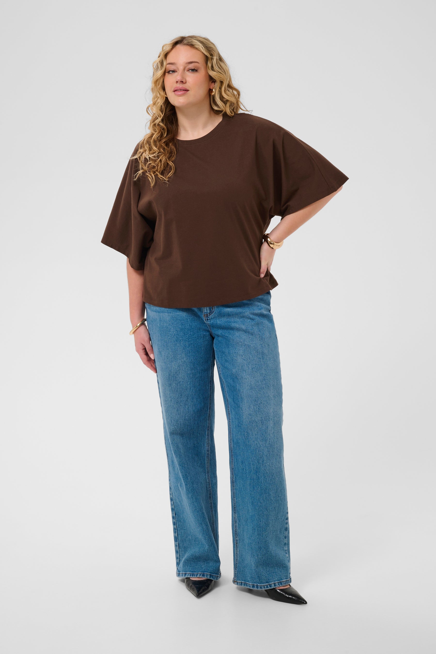 Kaffe Curve Stormi T-Shirt in Brown 