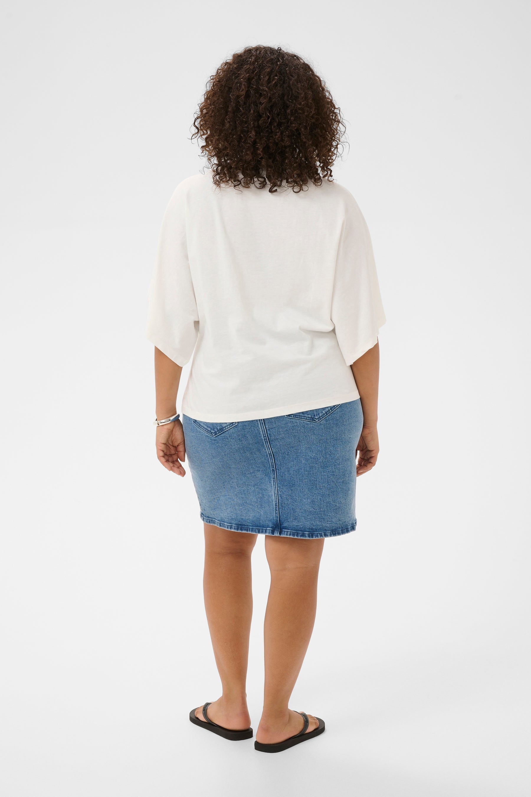 Kaffe Curve Stormi T-Shirt in White