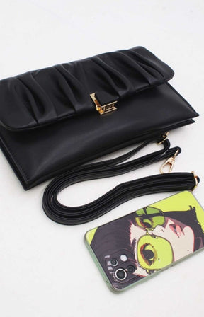 Lily Clutch Bag in Black