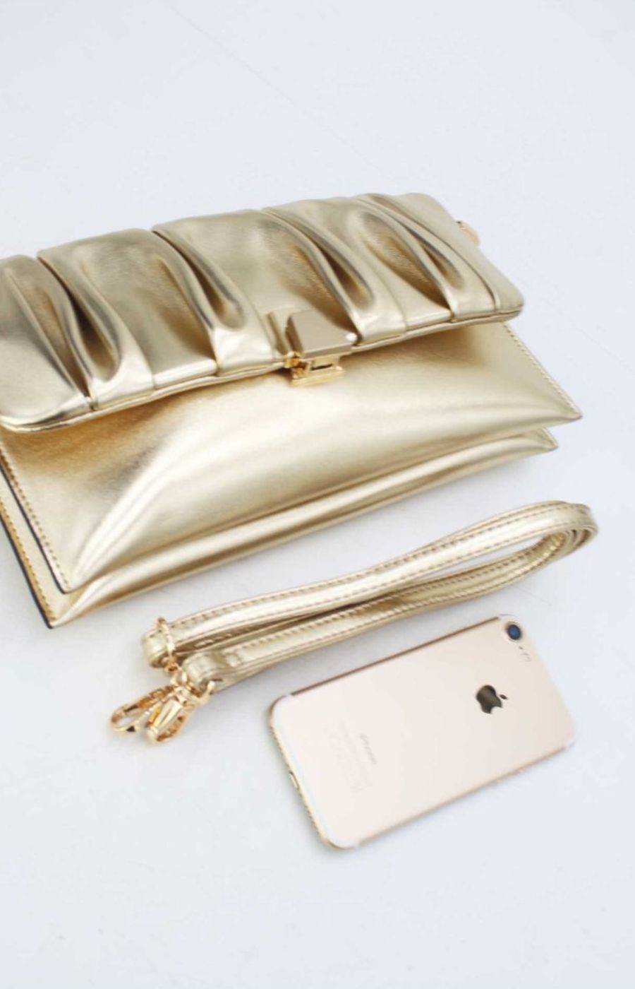 Lily Clutch Bag in Gold 