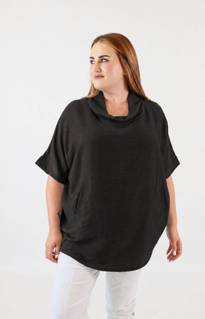 Lottie Blouse in Black 