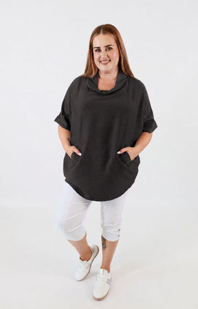 Lottie Blouse in Black 