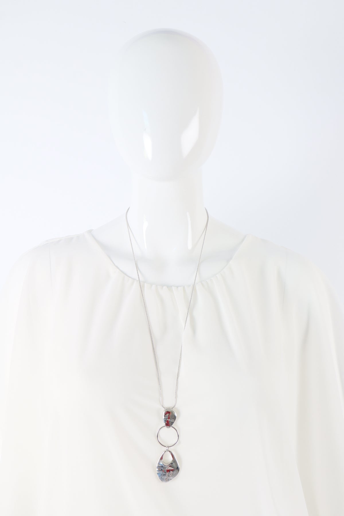 Lucia Necklace in Silver