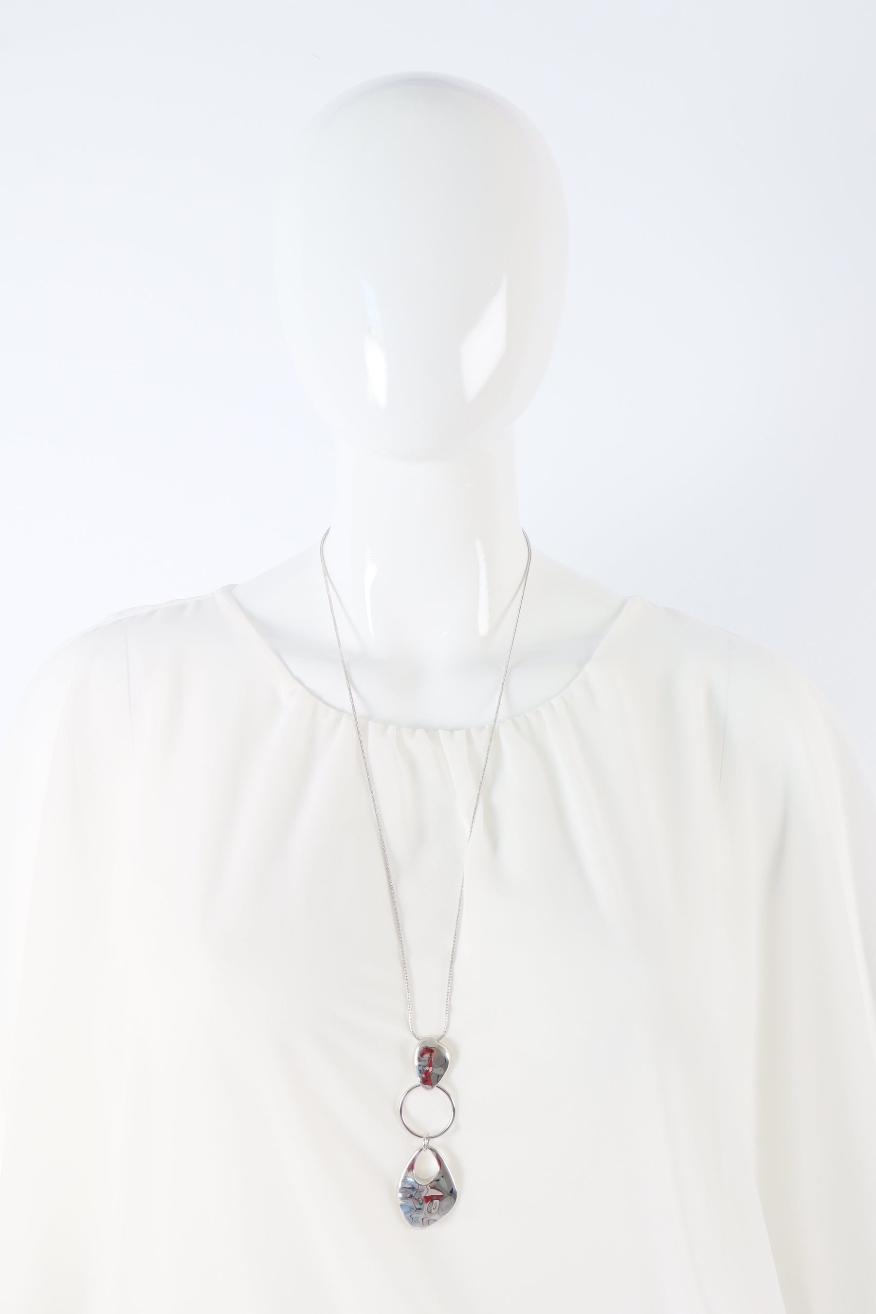 Lucia Necklace in Silver