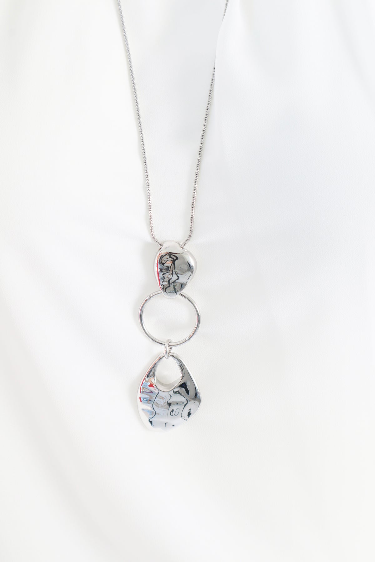 Lucia Necklace in Silver