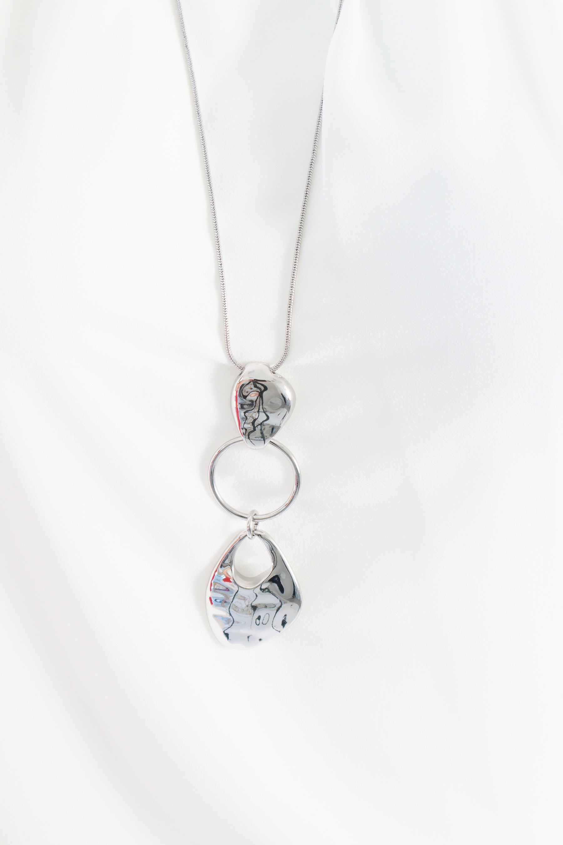 Lucia Necklace in Silver