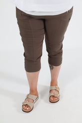Lucie Crop Trousers Taupe