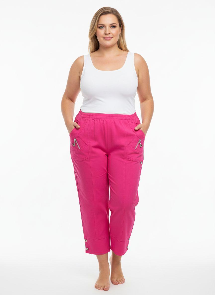 Lucie Crop Trousers in Fuchsia. 