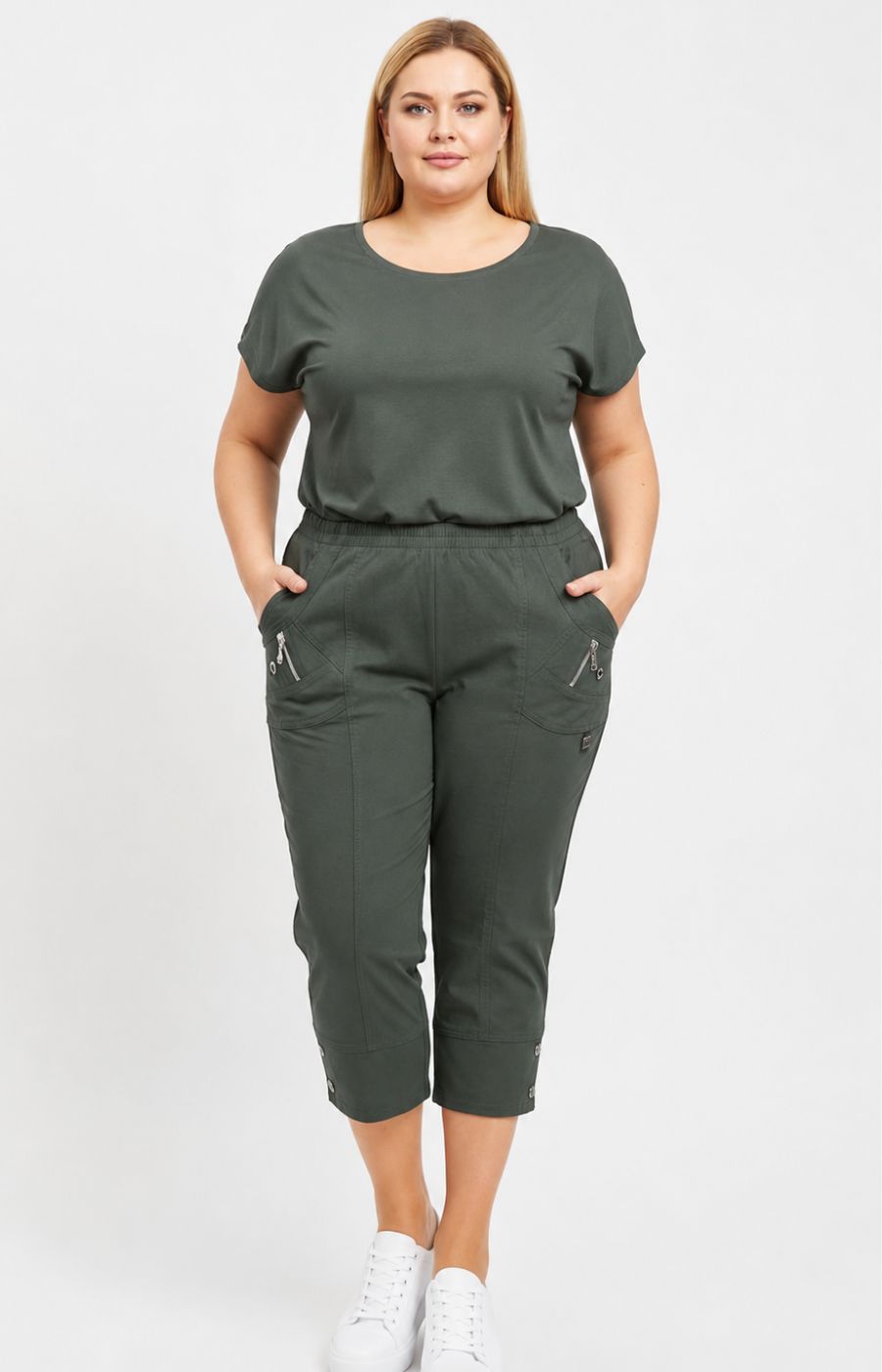 Lucie Crop Trousers in Khaki 