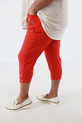 Lucie Crop Trousers in Red