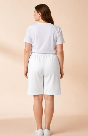 Lucie Shorts in White 