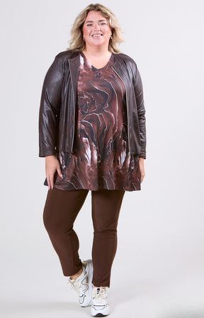 Magna Leather Look Jacket in Brown 