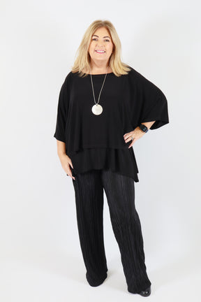 Magna One Size Top in Black