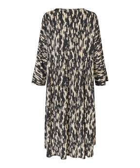 Masai Norwin Dress in Black/Cream