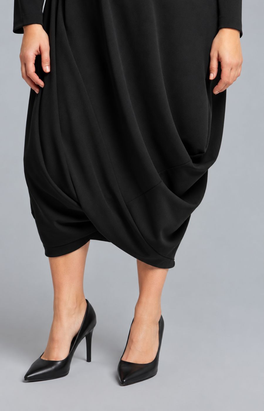 Mat Draped Skirt Dress in Black 