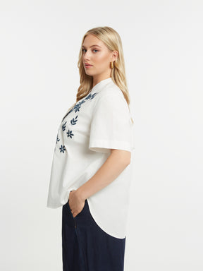 Mat Embroidered Top in White 