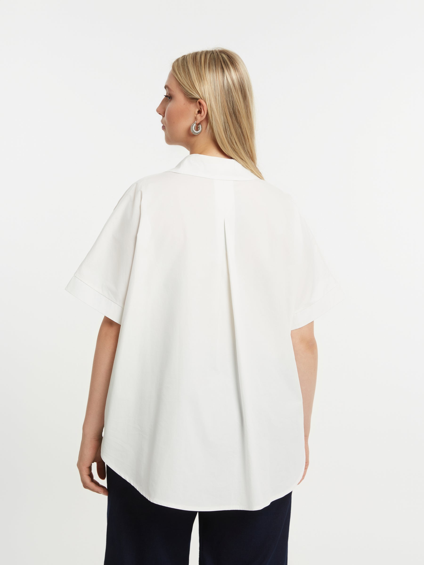 Mat Floral Shirt in White 