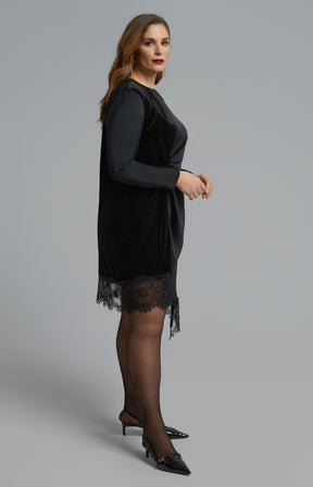 Mat Lace Trim Dress in Black 