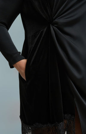 Mat Lace Trim Dress in Black 