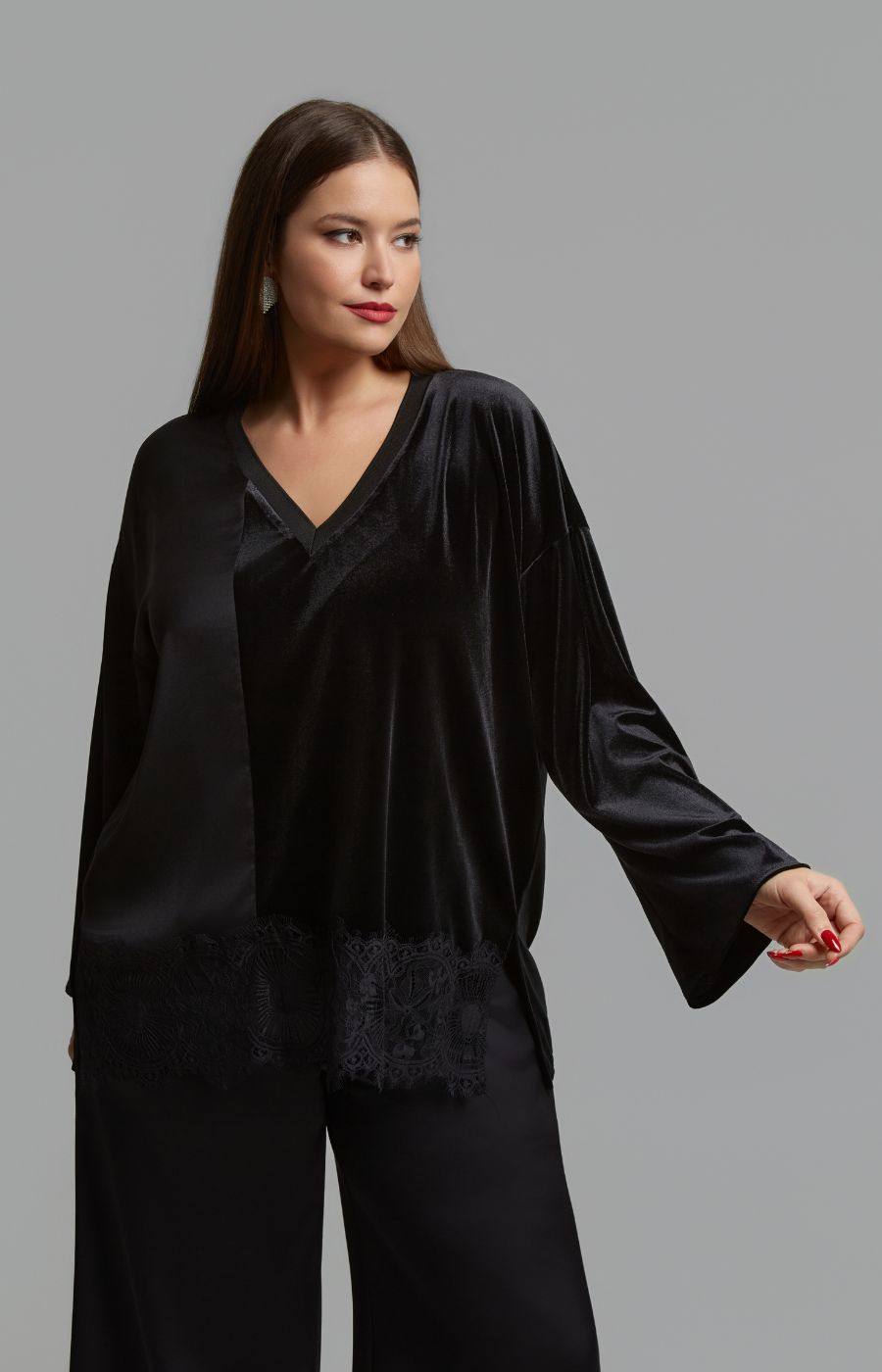 Mat Lace Trim V Neck Blouse in Black 