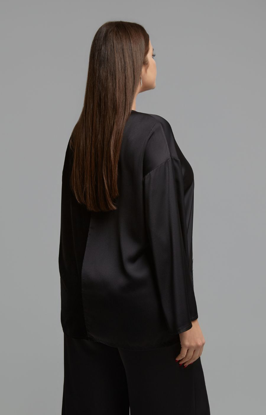 Mat Lace Trim V Neck Blouse in Black 