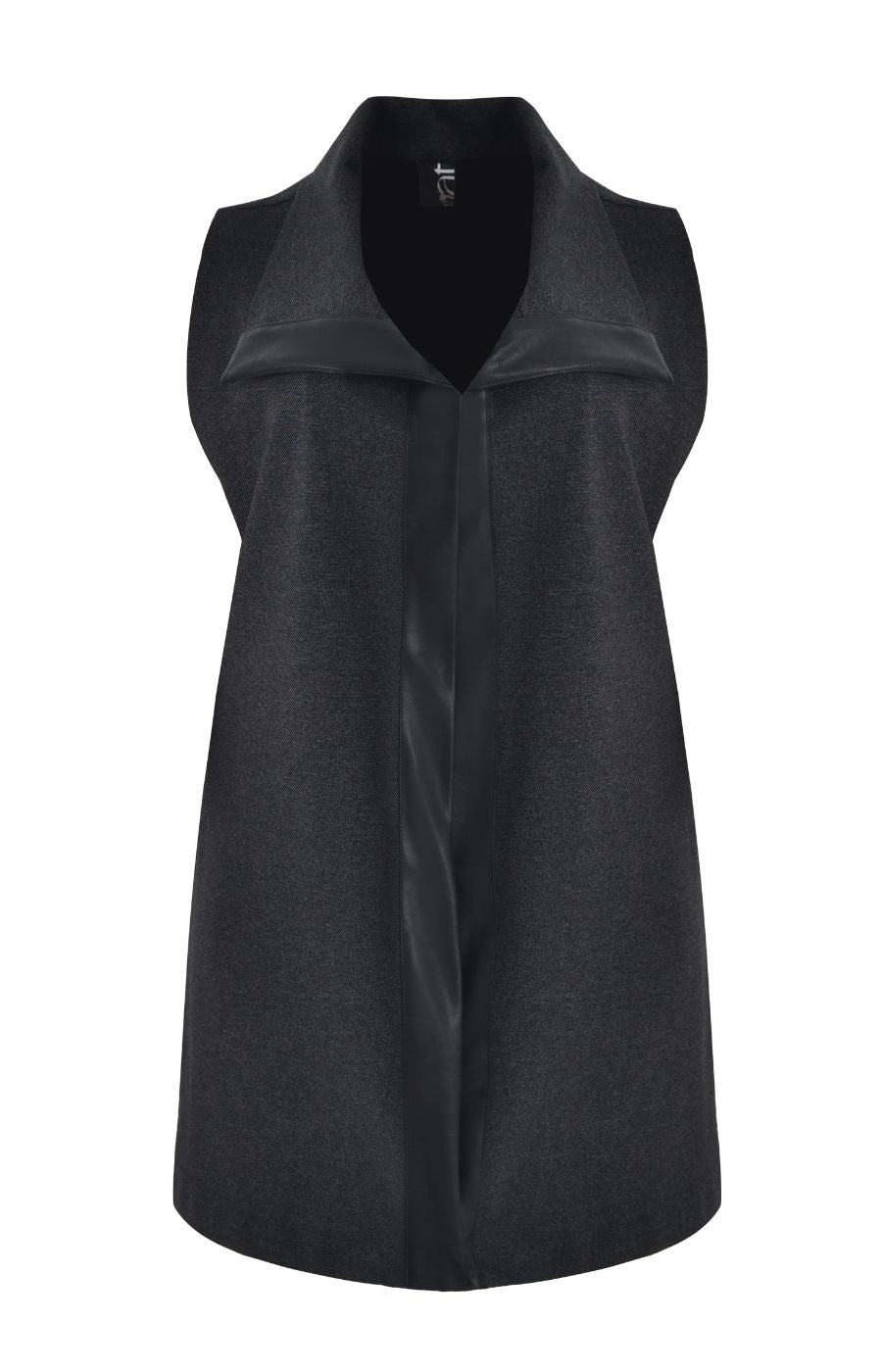 Mat Long Line Waistcoat in Charcoal 