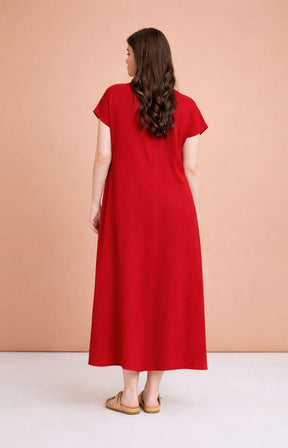 Mat V-Neck Maxi Dress in Red 