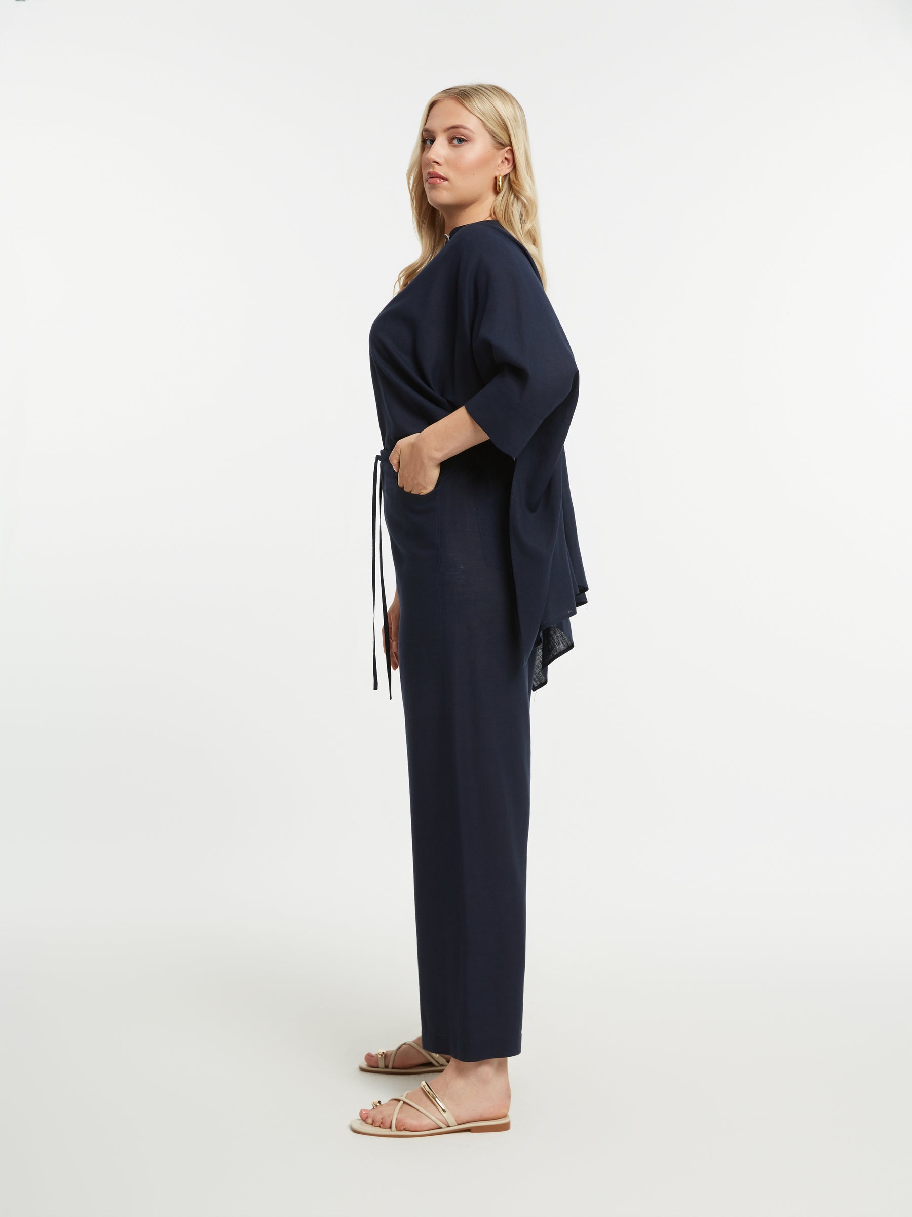 Mat Wide Leg Trouser in Navy 
