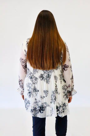 Meadow Blouse in Floral White