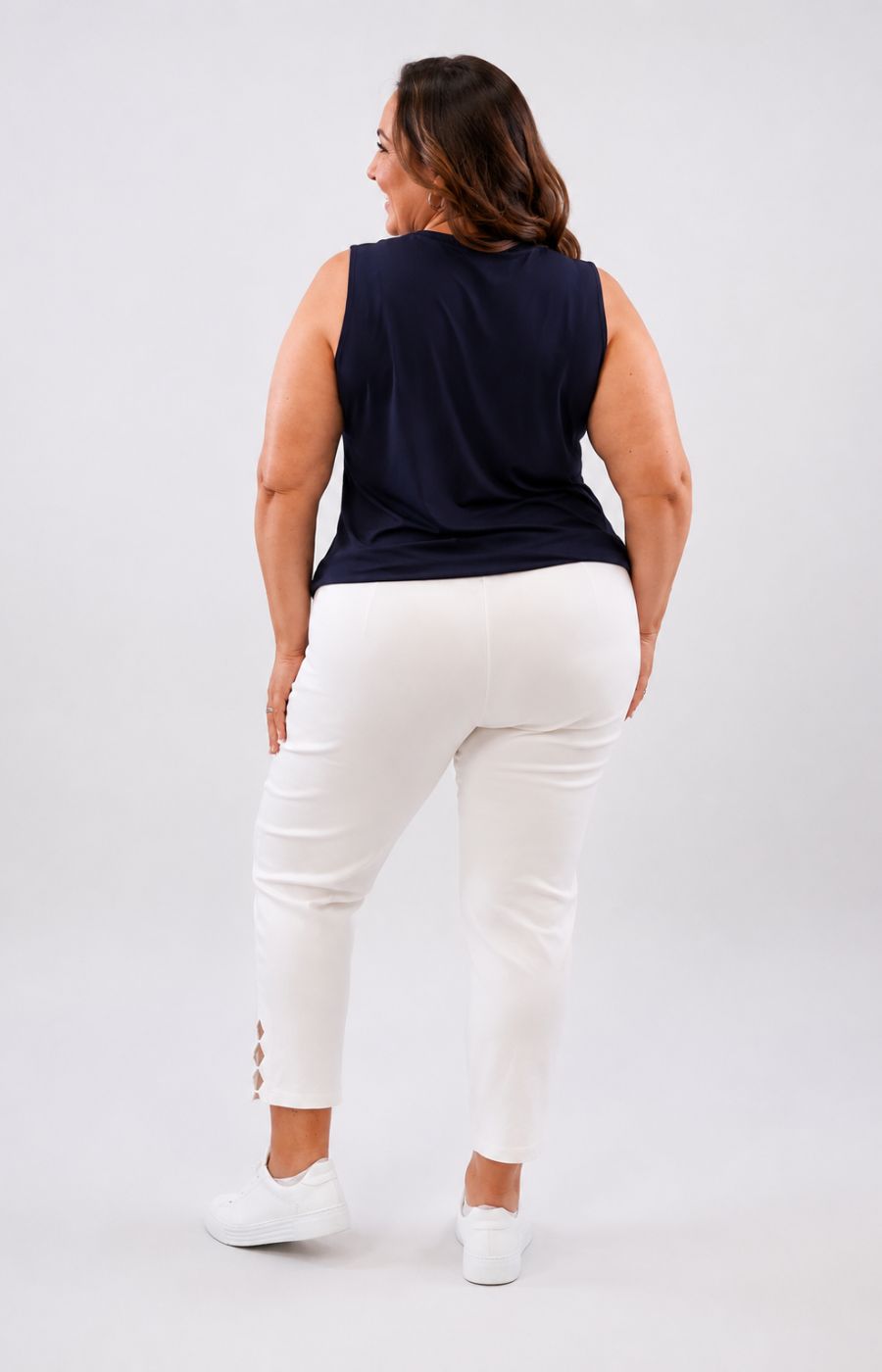 Mellomi Teagan Trousers in White 