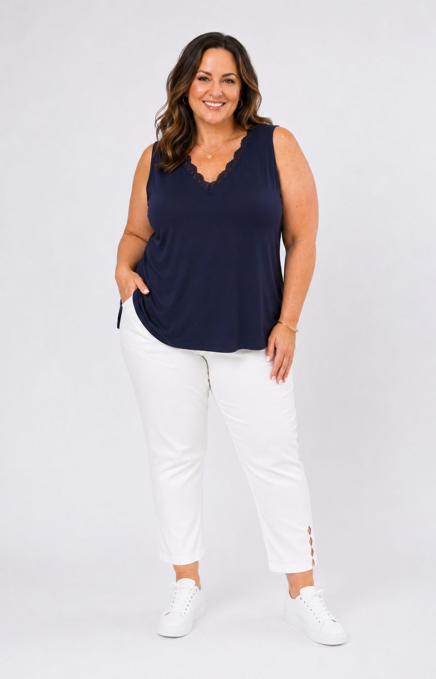 Mellomi Teagan Trousers in White 