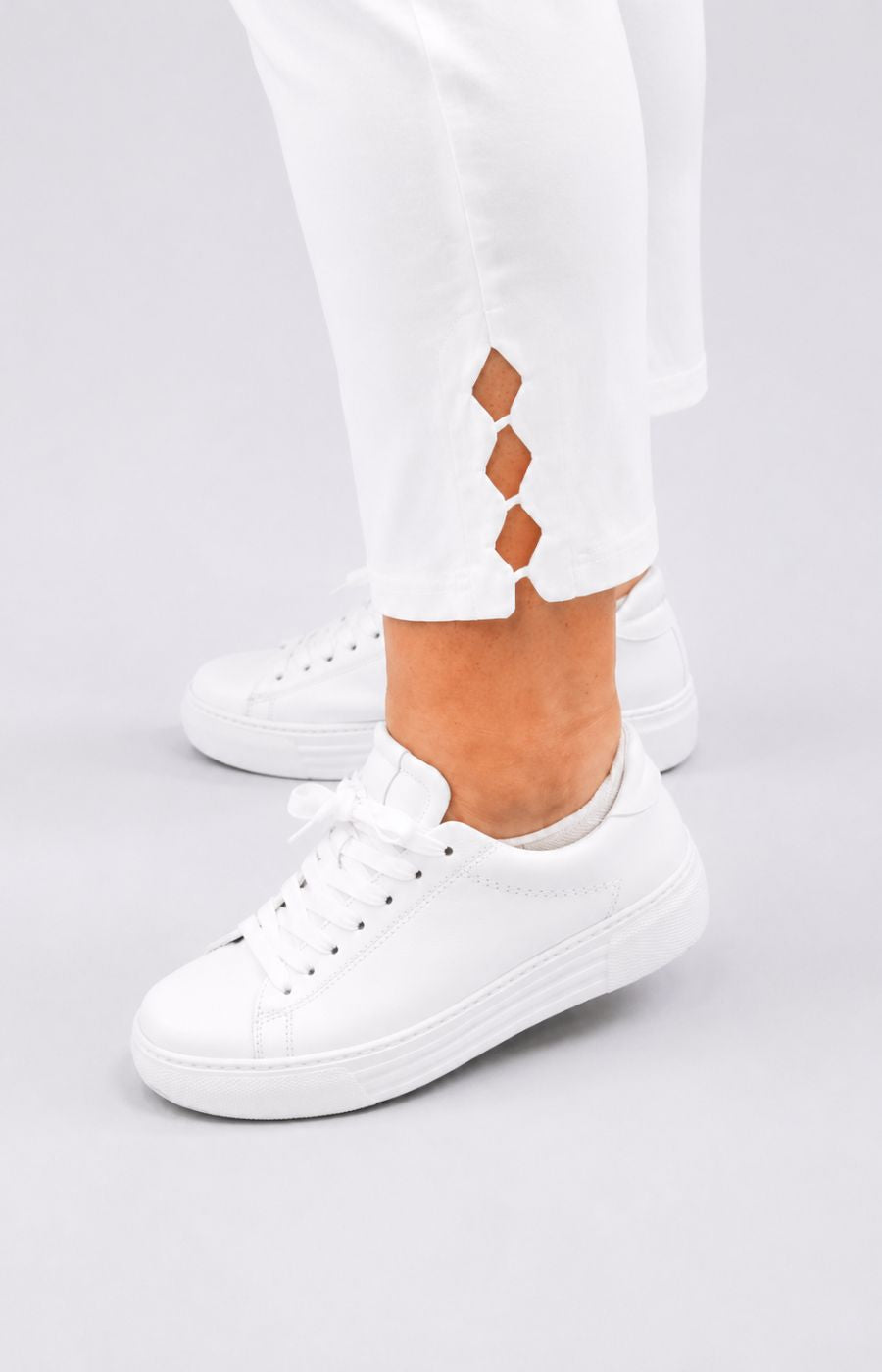 Mellomi Teagan Trousers in White