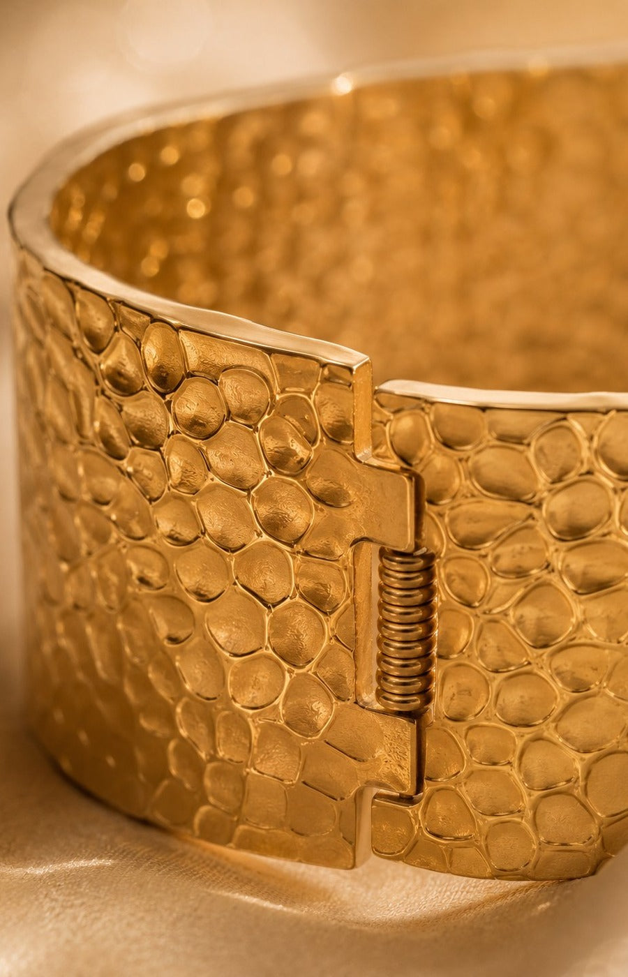 Mia Bracelet in Gold 