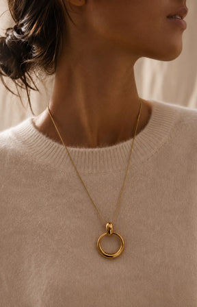 Mira Necklace in Gold 
