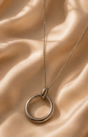 Mira Necklace in Silver 