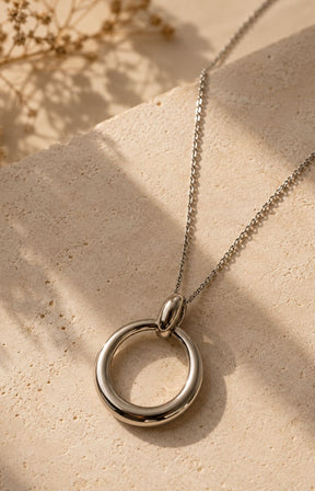 Mira Necklace in Silver 