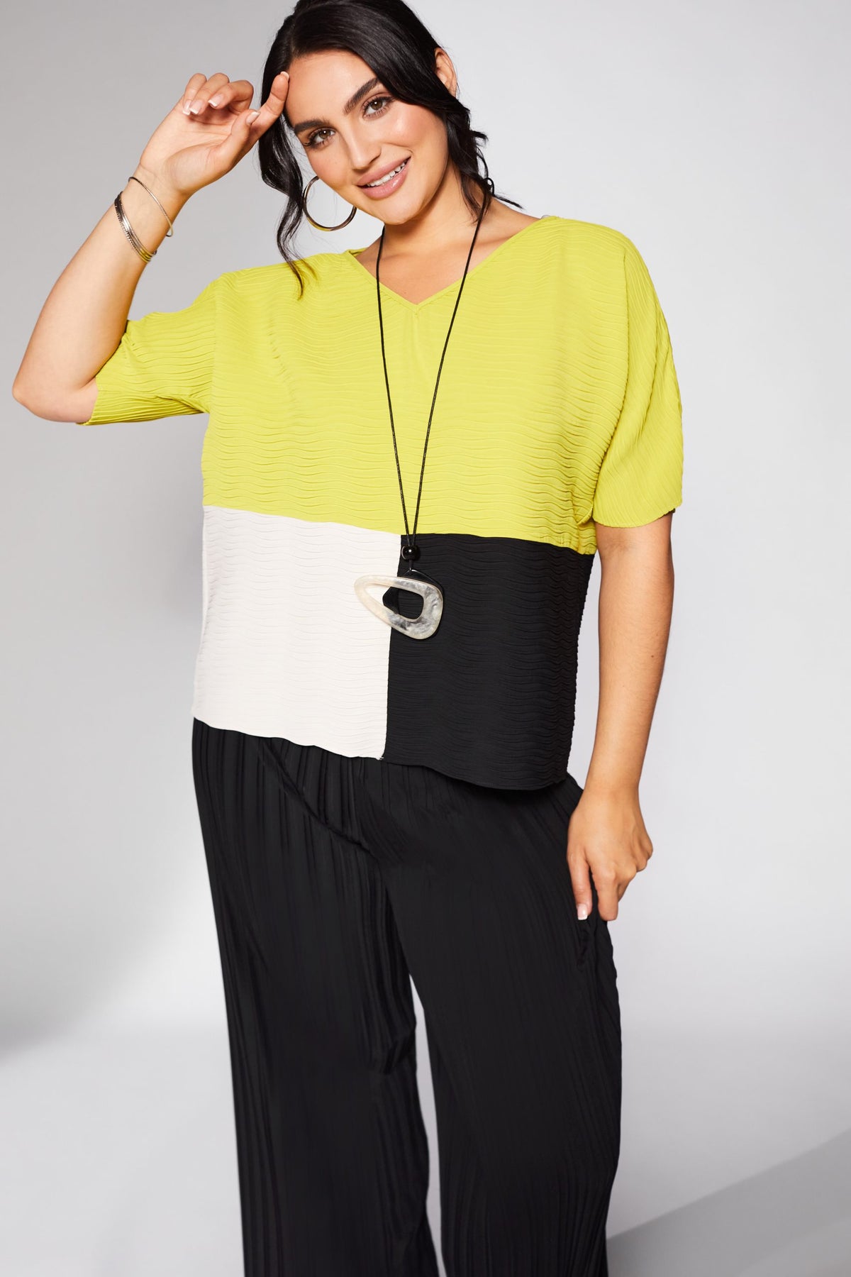 Ora Wave Pleated Top
