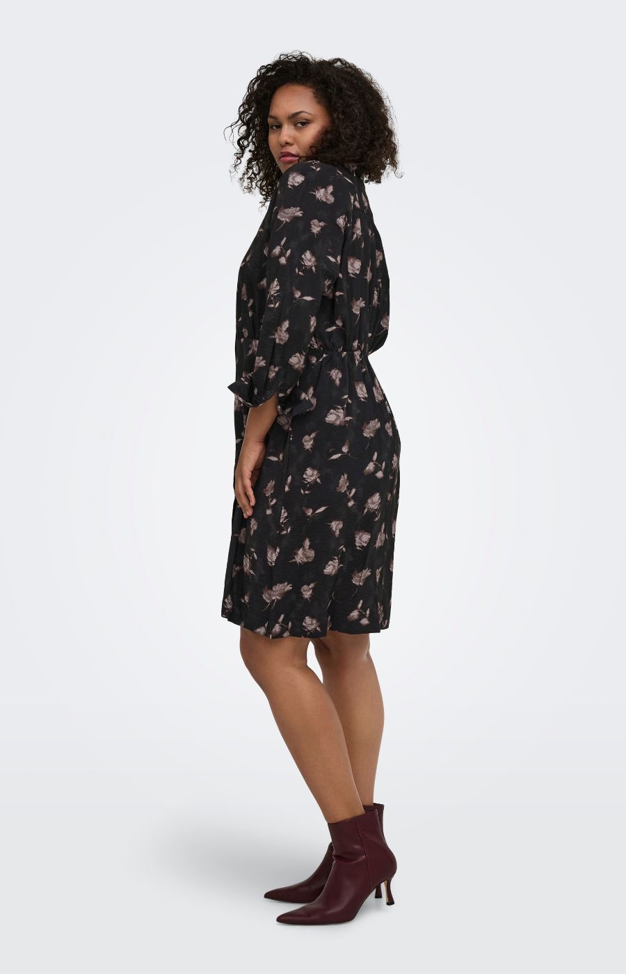 Only Carmakoma Carrie Dress in Dark Brown 