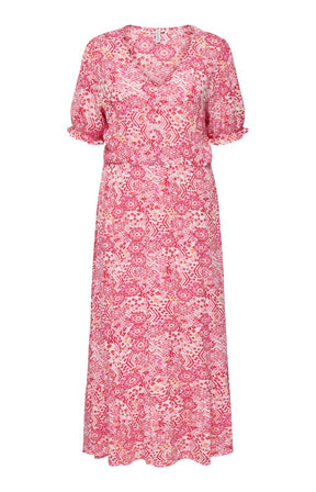 Only Carmakoma Chianti Dress in Pink 