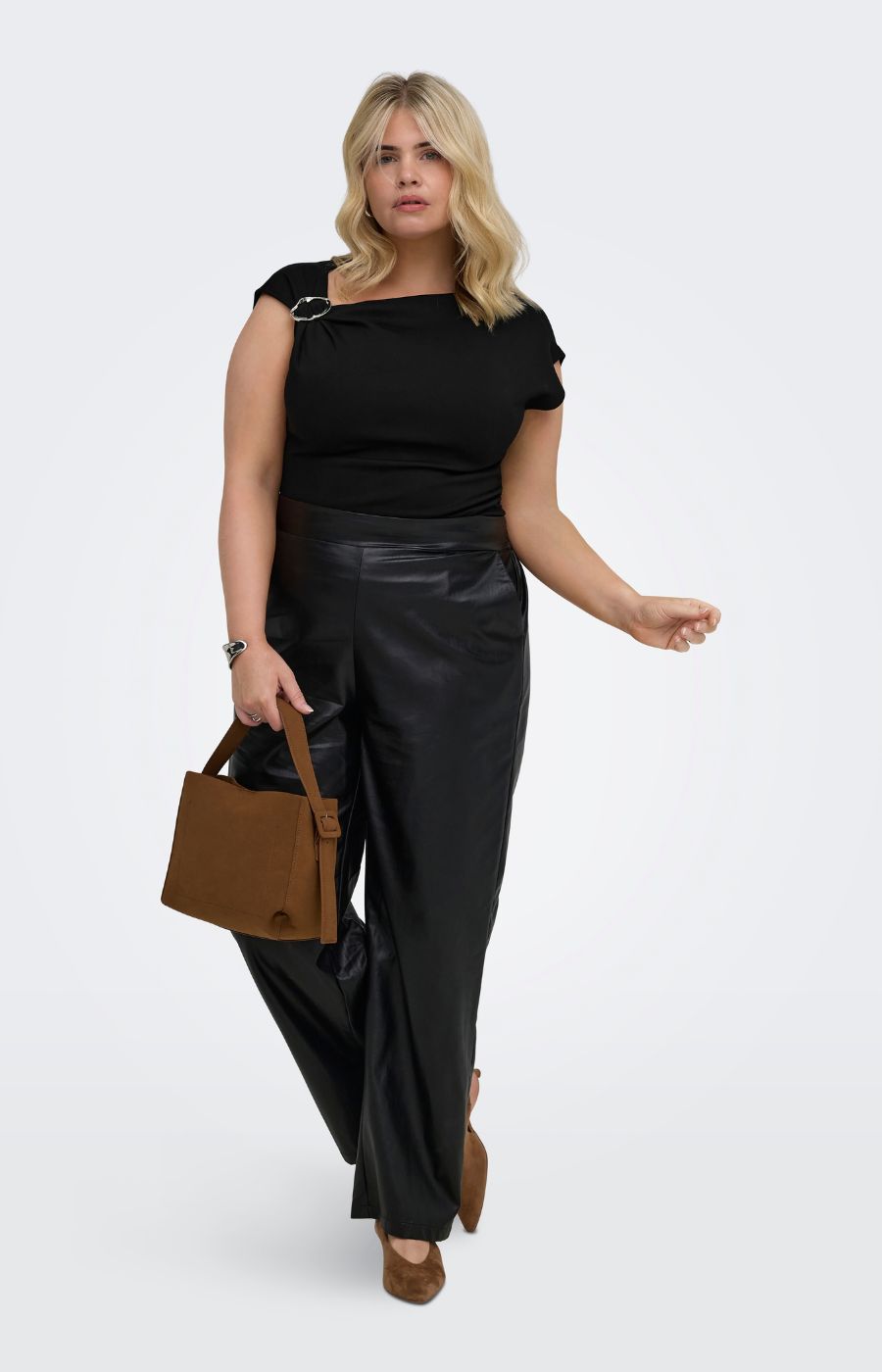 Only Carmakoma Club Top in Black 
