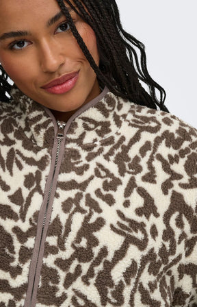 Only Carmakoma Dallas Jacket in Bracken  