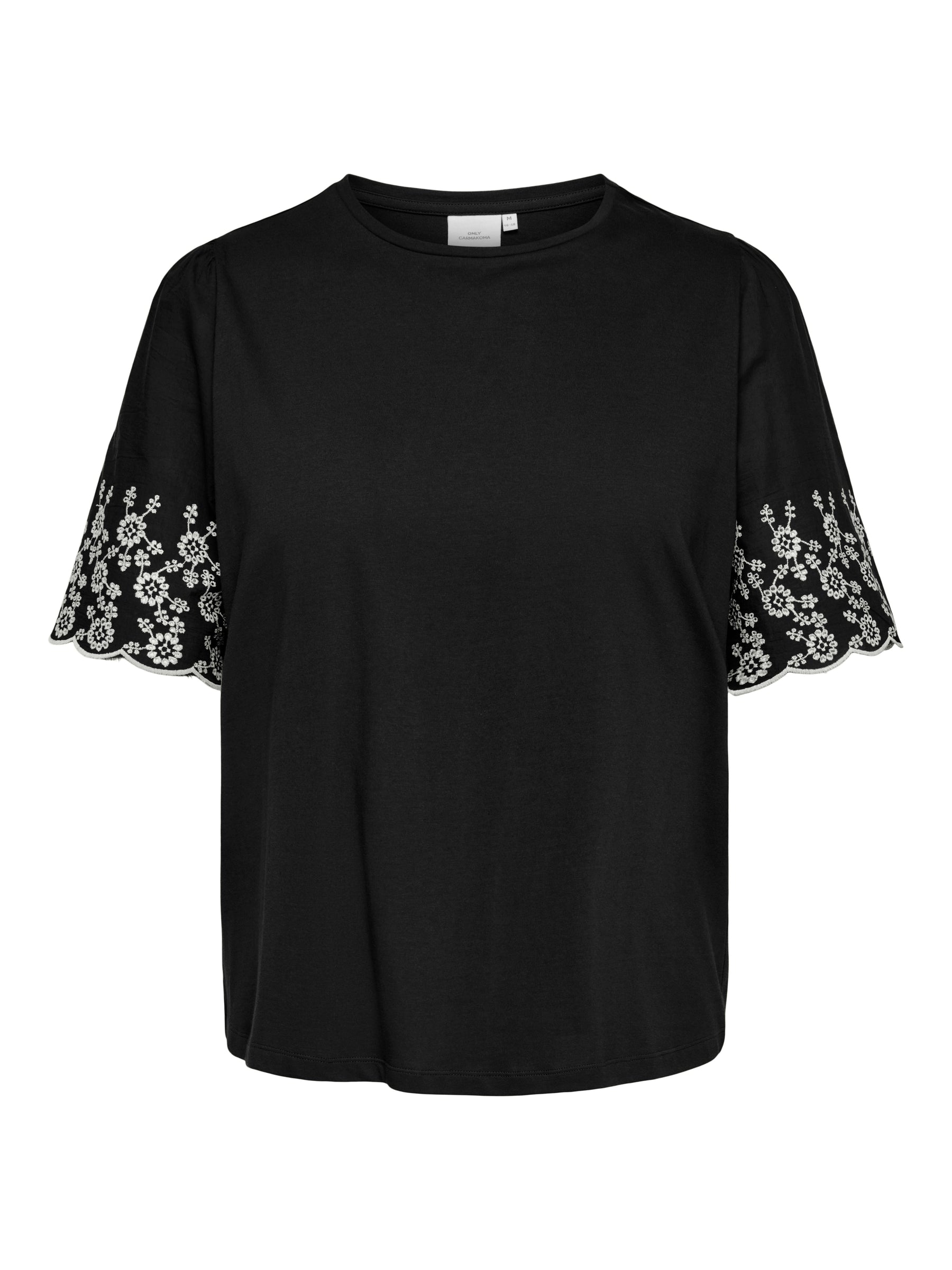 Only Carmakoma Dream T-Shirt in Black 