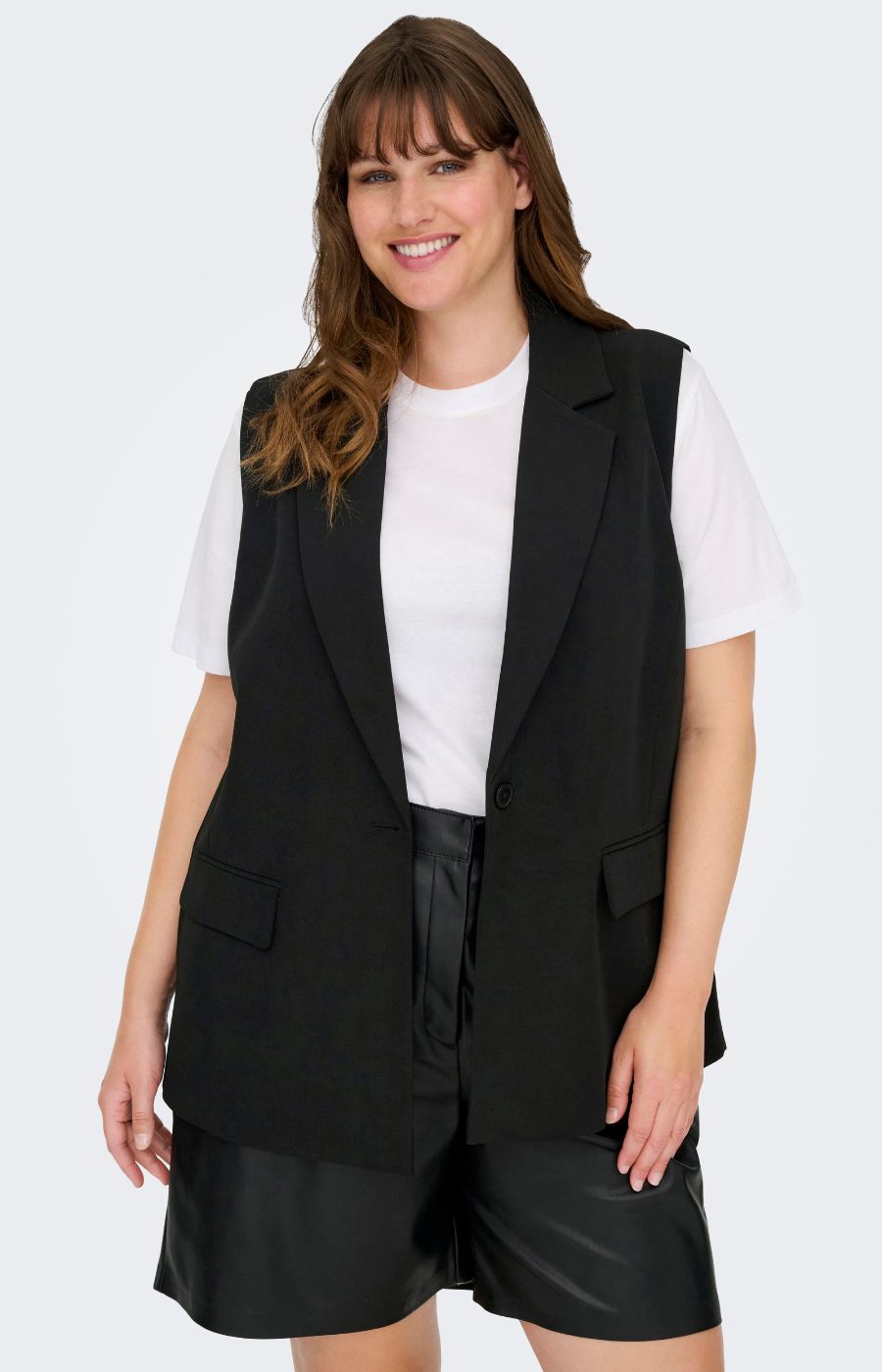 Only Carmakoma Elly Waistcoat in Black