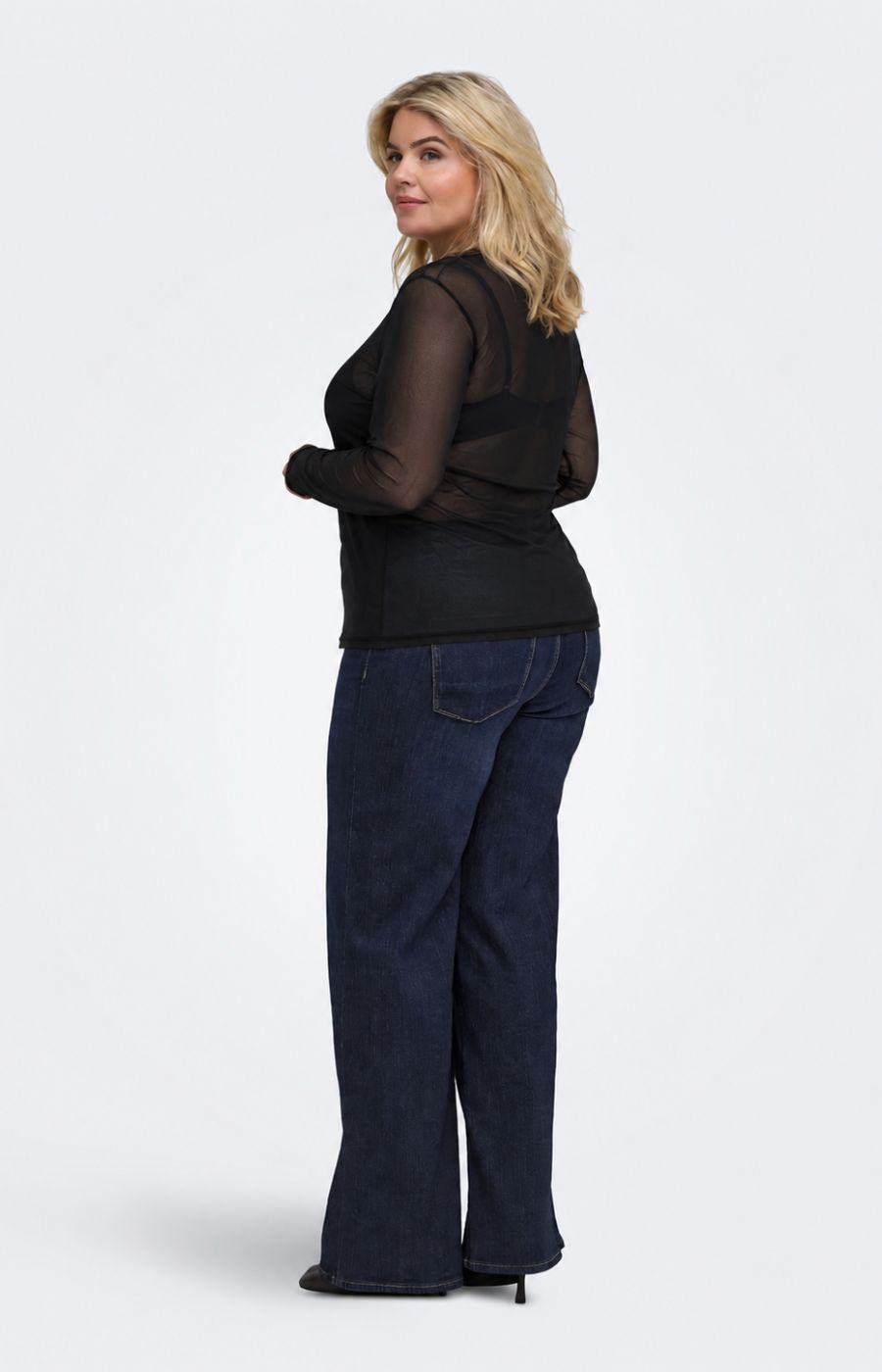 Only Carmakoma Jungle Top in Black 