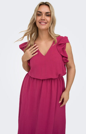 Lady wearing the Only Carmakoma Metta Dress in Wine, a V neck dress with short frill sleeves with an elasticated waistband 