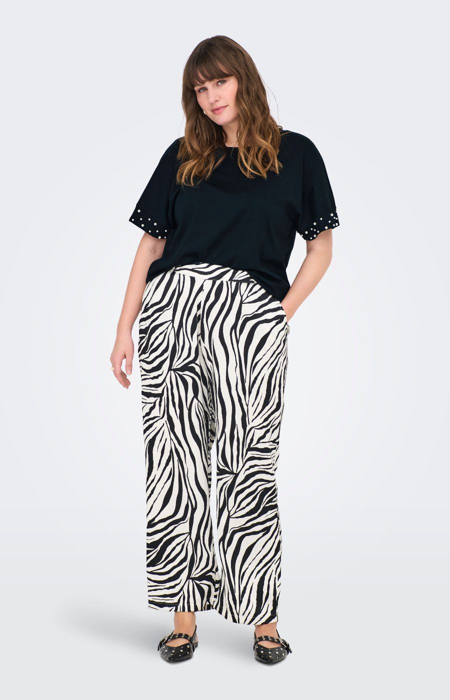 Only Carmakoma Olivia T-Shirt in Black